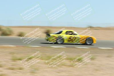 media/Jun-01-2025-CalClub SCCA (Sun) [[eae223c5dd]]/Group 6/Qualifying/